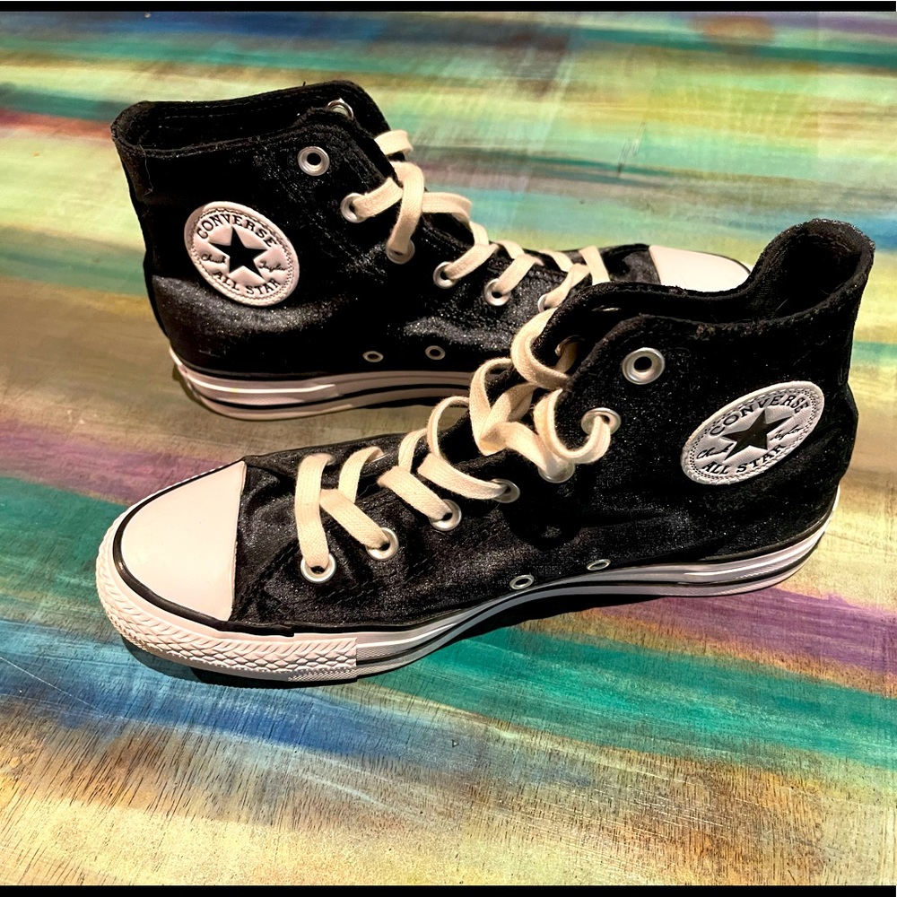 Converse Chuck Taylor high tops black velvet NWOB